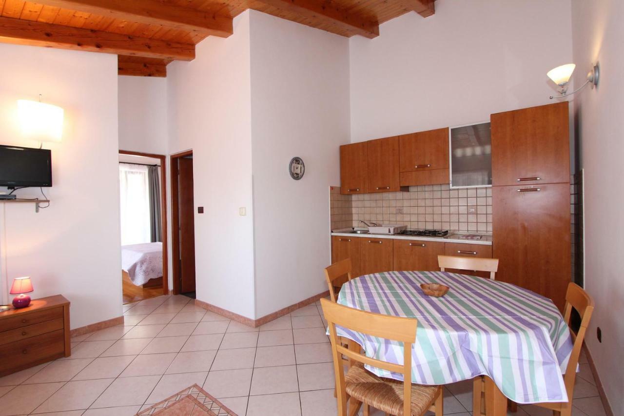 Apartments Villa Mara Rovinj Quarto foto